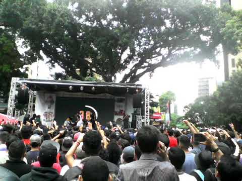 Mercenario vs ak66, no se aceptan pollos