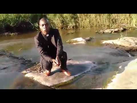 madzi amasangalala mtendere nanga inu mungakhale ngati madzi awa yesi.