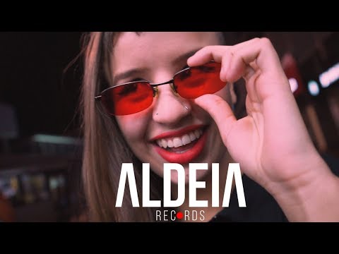 download lagu mp3 mp4 Vamos Berlin, download lagu Vamos Berlin gratis, unduh video klip Vamos Berlin