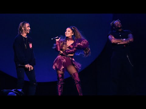 Ariana Grande, Social House - boyfriend (Live from Lollapalooza)