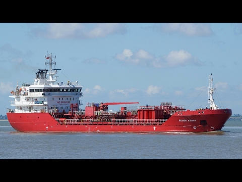 oil/chemical tanker SILVER KENNA at the port of felixstowe 14/7/16.