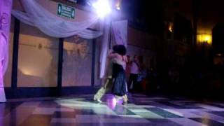 ADRIANA LAPLACA Y LEONARDO BARRI: TANGO