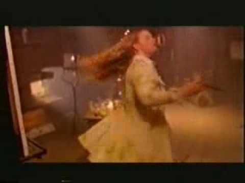 Kelly Family - Like a queen (clip)