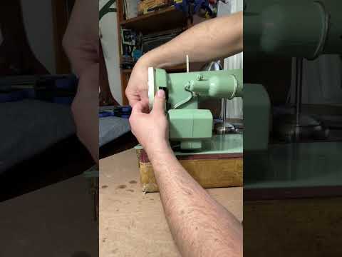 Vintage Sewing Machine Restoration: 1958 Singer 185J First Run part 3