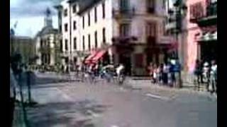 preview picture of video 'cangas de onis  asturies 3era.pte llegada vuelta ciclista 07'