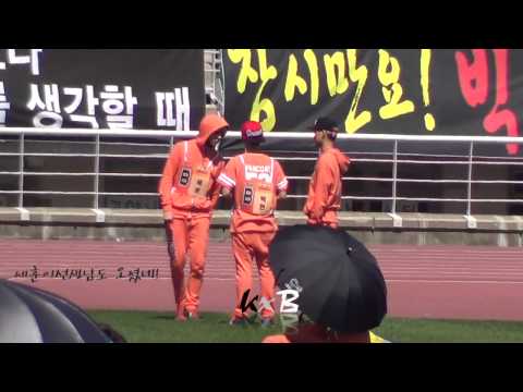 [Fancam] 130903 Idol Star Athletics Championship - Baekhyun & Kai 【KxB】