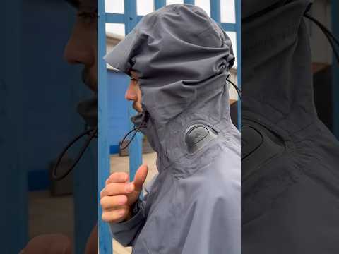 2005 Nike ACG Gore-Tex XCR Jacket. Only2110 of this jacket was ever produced by Nike #nikeacg