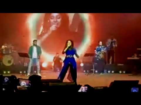 Kamli Song |Dhoom 3|Katrina Kaif,Aamir Khan | Sunidhi Chauhan |Amitabh Bhattacharya#YRF #SunidhiLive