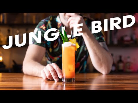 The JUNGLE BIRD - history & recipe of this juicy tropical classic!