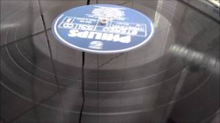 Gal cantando Candeias