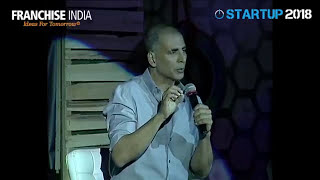 Ms. Ritu Marya & superstar Akshay Kumar gracing the stage at Startup 2018! image
