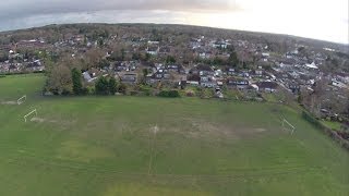 preview picture of video 'Quadcopters Flying at Frimley Green Rec FPV'