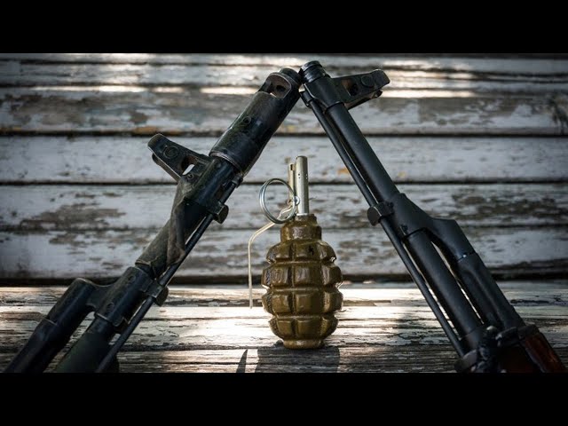 Стрельба из окон и граната в палисаднике