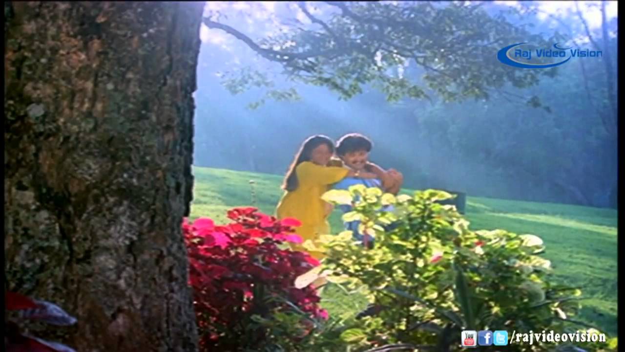 Putham Pudhiyadhu Song Lyrics | Poove Ilam Poove