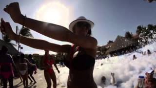 Pool Party CocoBongoStyle  Ocean Coral  Turquesa