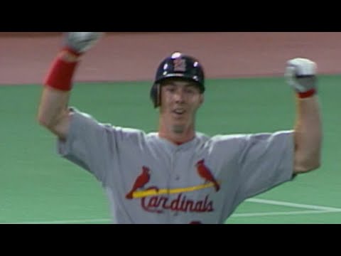 Chris Richard homers in his first MLB at-bat