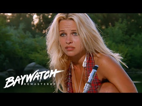 Pamela Anderson's First Ever Scene On Baywatch Introducing CJ | Baywatch Remastered