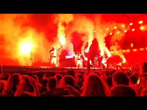 Zetak termina Mitoaroa de manera espectacular cantando Aralarko Dama