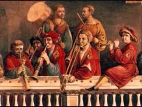 Renaissance Dance - Pavanne 'La Bataille' by Tylman Susato.wmv