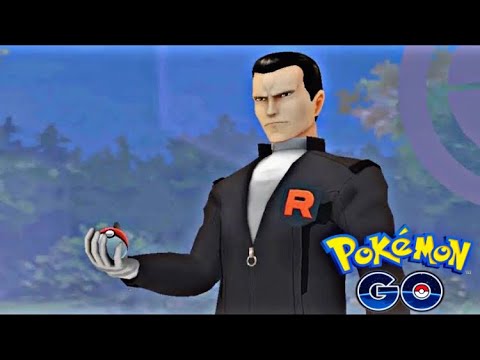 Pokémon Go - Beating Team Rocket Leader Giovanni and getting Mewtwo