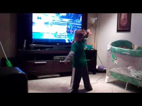 Reese singing American Idol