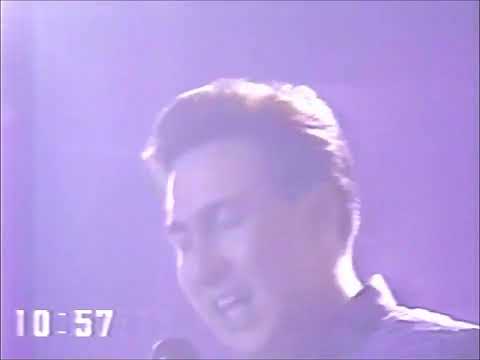 GINO PADILLA - GUSTO KITA (LIVE) 1990