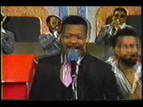 SANTIAGO CERON CON CUCO VALOY - LINDO YAMBU - LOS 80'S