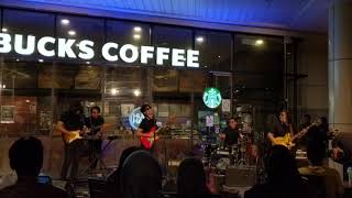 Download lagu MASDO - Kasih dan Sayang live Huru Hara 2020 Starbucks IOI City Mall mp3