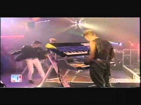 Depeche Mode - A Question Of Time (Top Of The Pops BBC UK 21.08.1986)