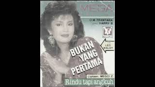 Download lagu rindu tapi angkuh ( mega mustika ) mp3