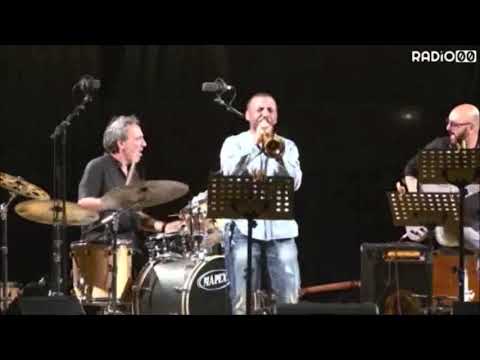 Andrea Sabatino NEXT STOP 5TET  Solo, Open The Door