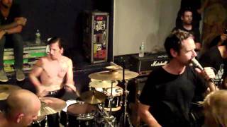 Bouncing Souls- Born Free