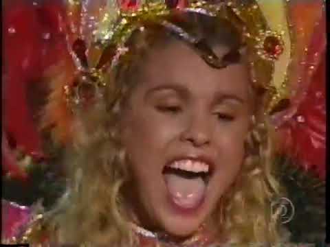 DESFILE DA SAO CLEMENTE 2002