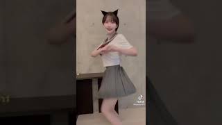 深田えいみ　谷間