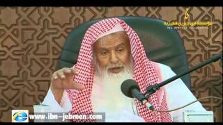 حكم حجز الصف الأول قبل الصلاة image