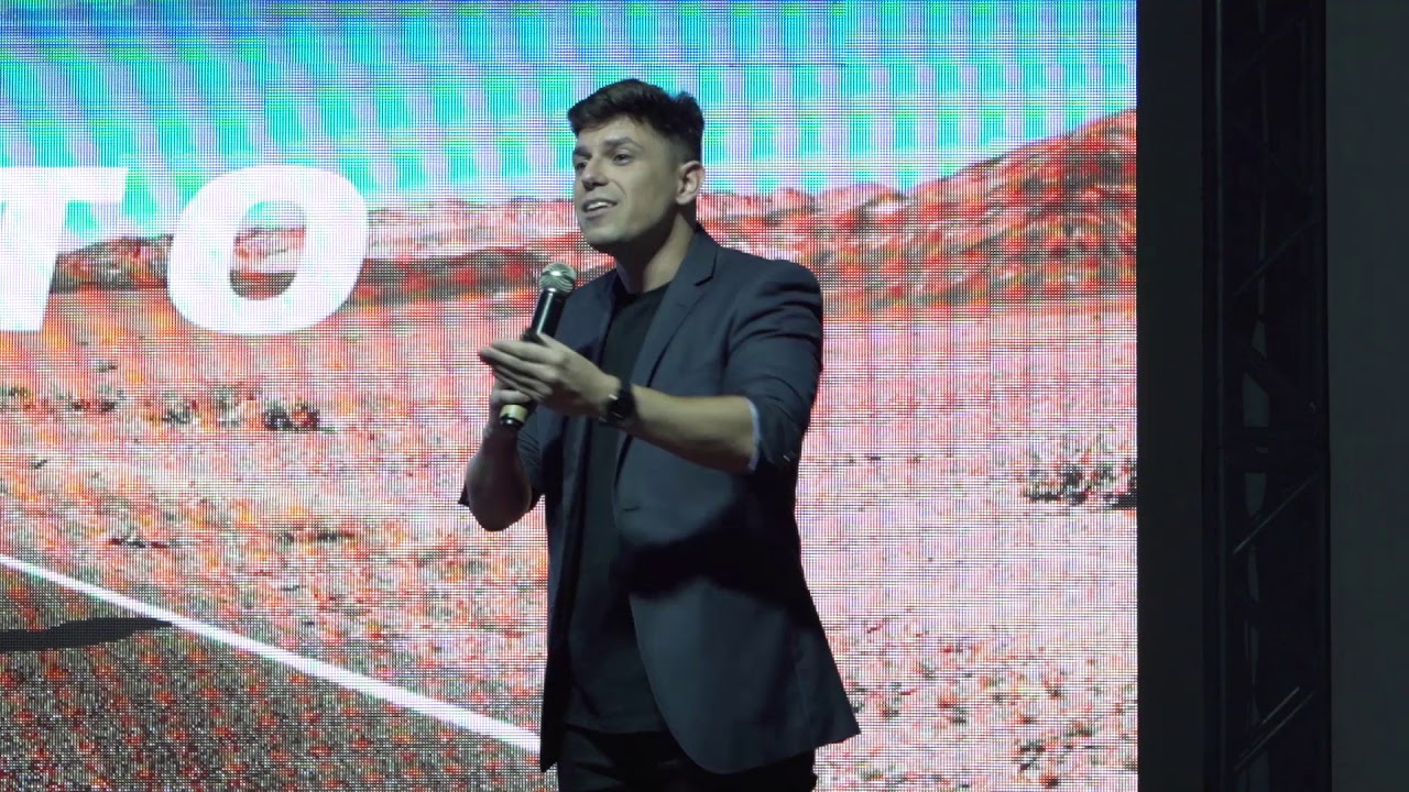 Marketing Como Ninguém Vê | Gustavo De Castro | TEDxIbituruna