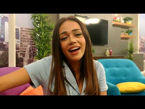 MAYRA GOÑI ABURRIDA DEL TEMA FABIO AGOSTINI