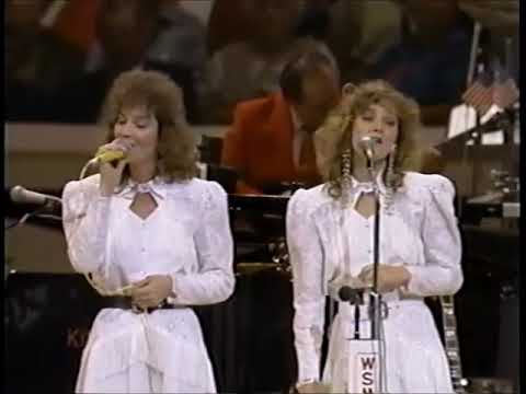 Thumbnail for Loretta Lynn and twins Patsy & Peggy - LIVE performance 1990 by Loretta Lynn