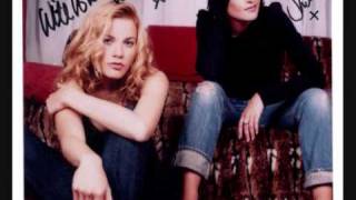 Alisha&#39;s Attic - Don&#39;t Let Love Bring You Down