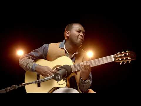 Promotional video thumbnail 1 for Deo Salvator - Solo Acoustic Guitar Player