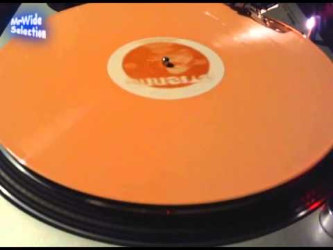 Etienne "can't hide the feeling" 2003 - RARE PROMO LIMITED