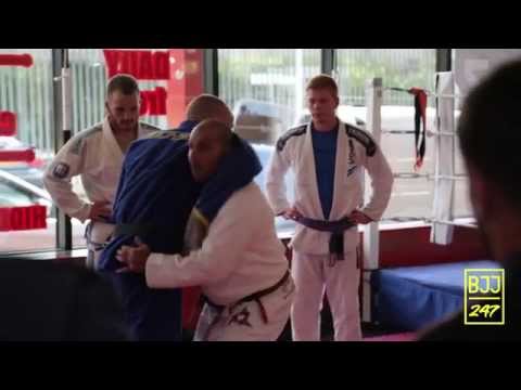 BJJ247 Present Sylvio Behring