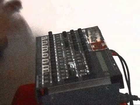SICK BUTCHER 2013- Live set TEST with SPECTRALIS Groovebox-190 bpm-Hard TEKNO Iindustrial