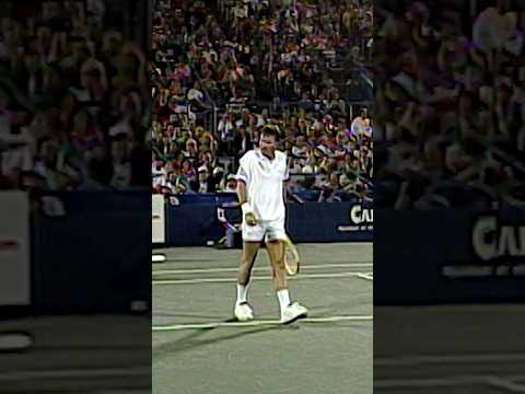 Jimmy Connors wins UNREAL rally! 🔥