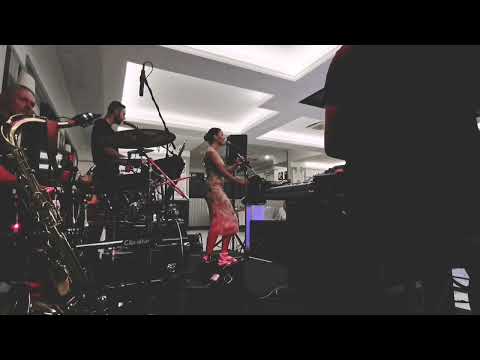 Hudobná skupina Level - V dolinách / tancujem s tebou rád (Duchoň)