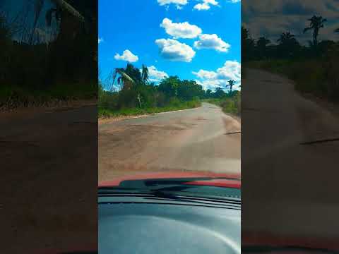 Muitos buracos chegando em Nazaré do Tocantins