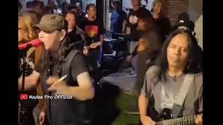 Download lagu Petjaaahh ❗Roy Jeconiah Ex Boomerang Feat Gan² Sahara & Herman Ex Jamrud -ENTER SANDMAN (METALICA ) mp3 Download lagu Petjaaahh ❗Roy Jeconiah Ex Boomerang Feat Gan² Sahara & Herman Ex Jamrud -ENTER SANDMAN (METALICA ) mp3