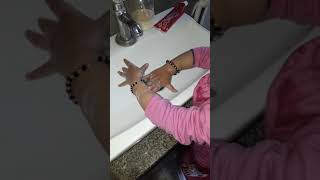 how to wash your hands?