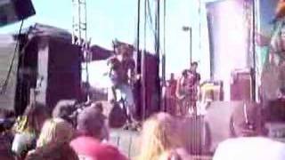 Monty Are I - Between The Sheets