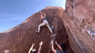 Video thumbnail de Sign of the Cross, V3. Hueco Tanks